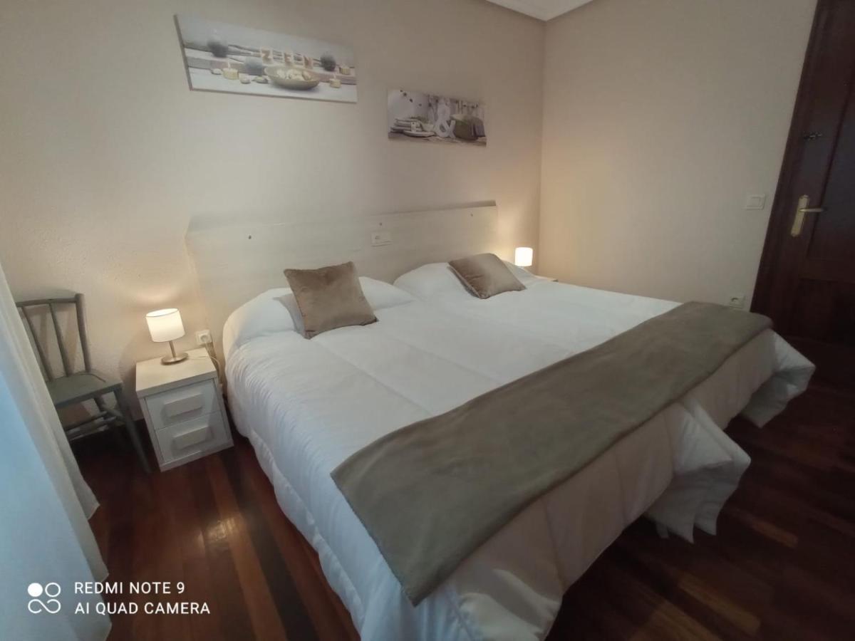 Pedroenea Apartamento Elizondo Ngoại thất bức ảnh